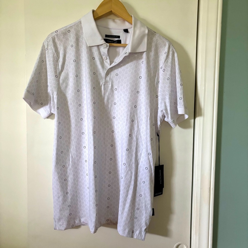 Kenneth Cole White Patterned Polo Shirt size Medium